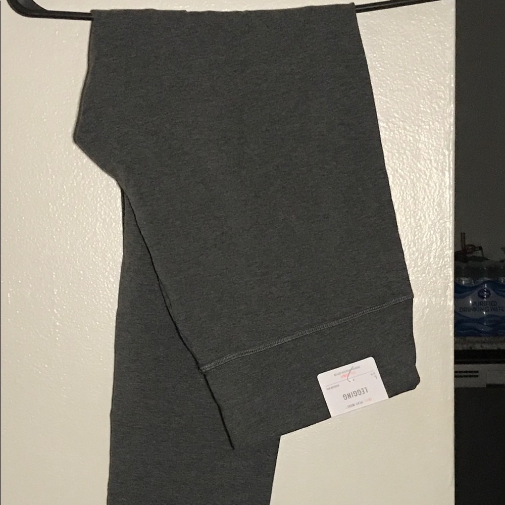 Gray Aerie Chill Leggings
